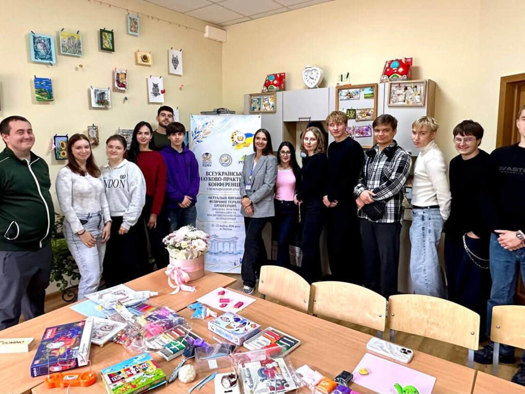 Майстер-клас «Терапія кисті: практичне використання допоміжних матеріалів»