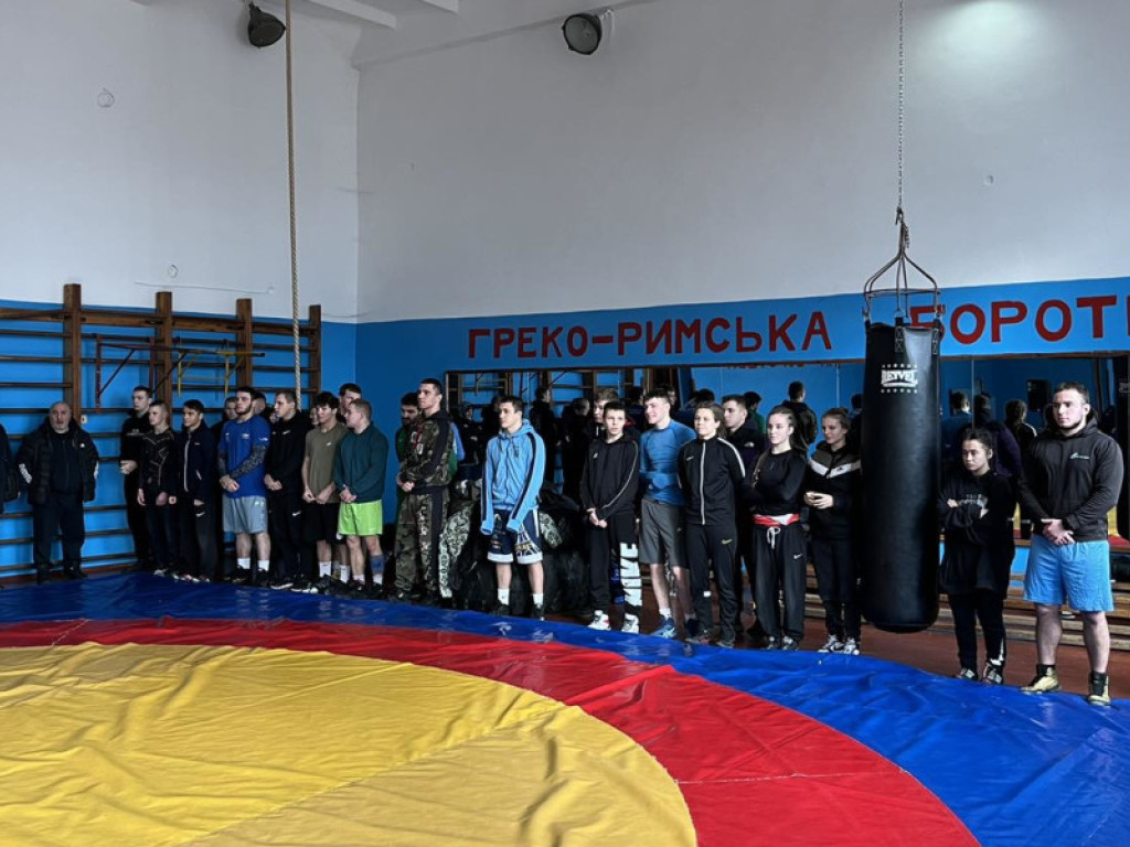 Чемпіонат Полтавської області з вільної боротьби серед чоловіків: студент ПДМУ серед переможців.